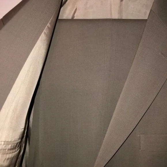 #11 - HUGO BOSS - TAN SUIT (JACKET AND PANTS) - SIZE 56 (46) - Picture 3 of 4